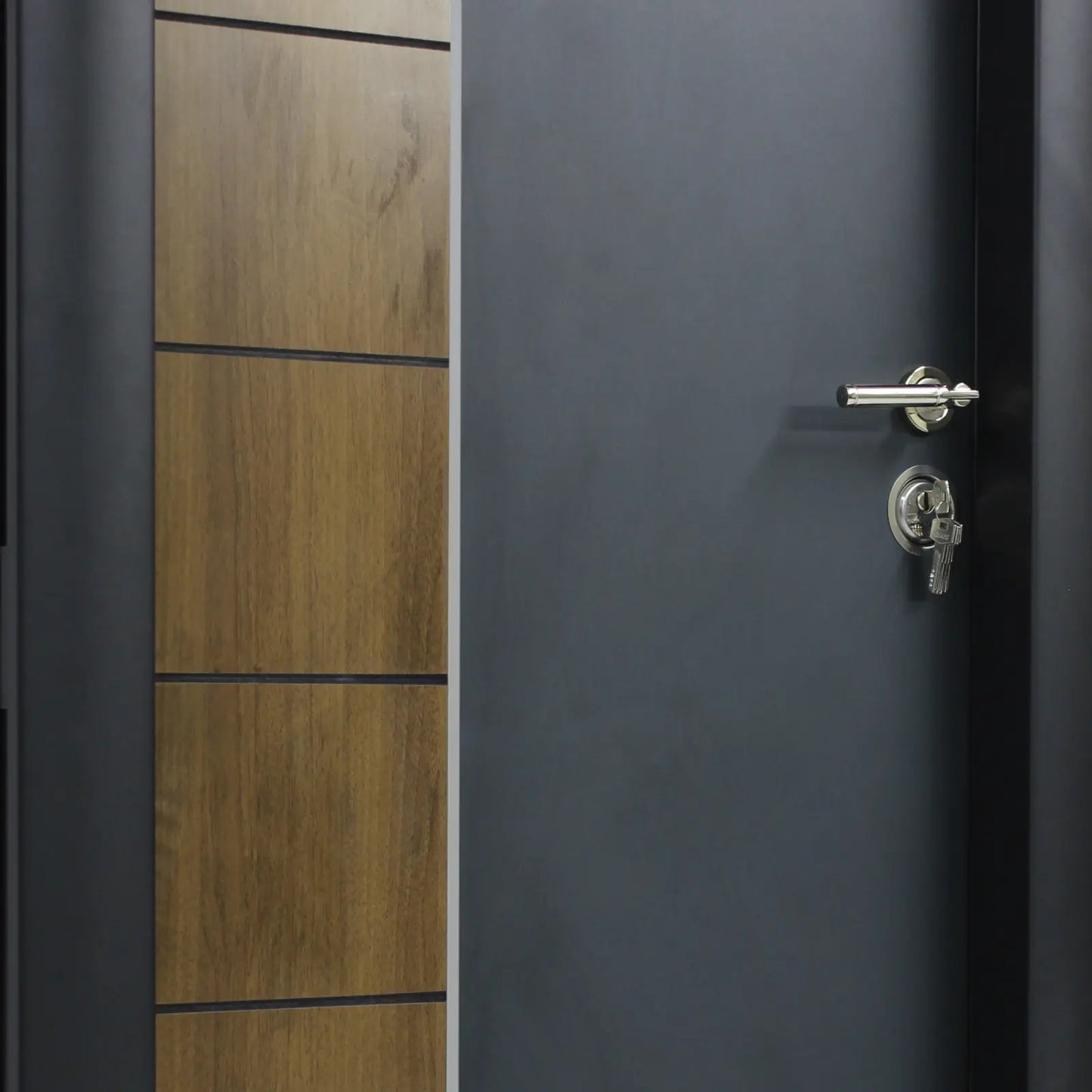 Врата за апартамент EKO 257